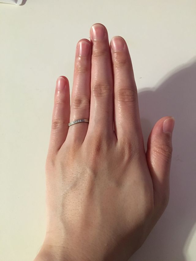 ウェーブタイプのリングです。