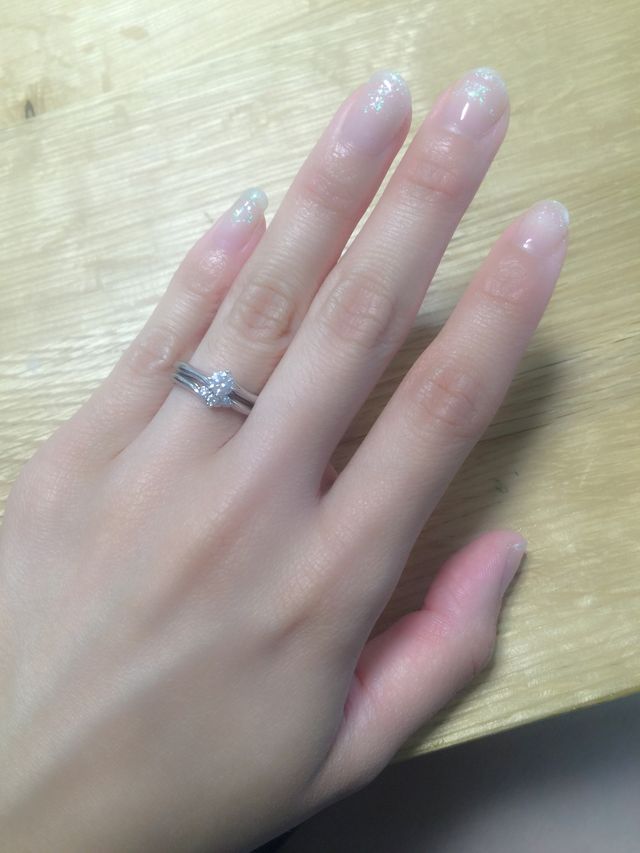 結婚指輪と婚約指輪をセットづけ
