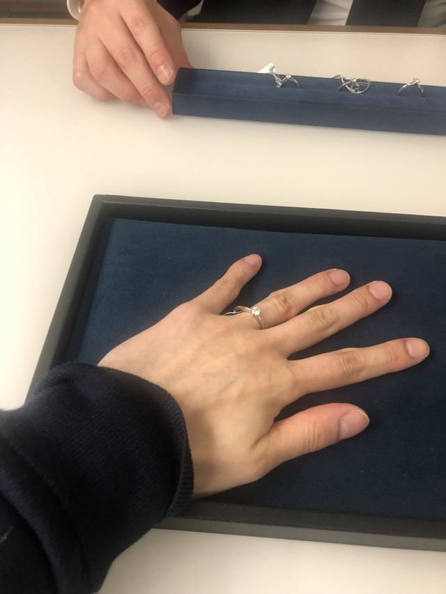 指が綺麗に見えます