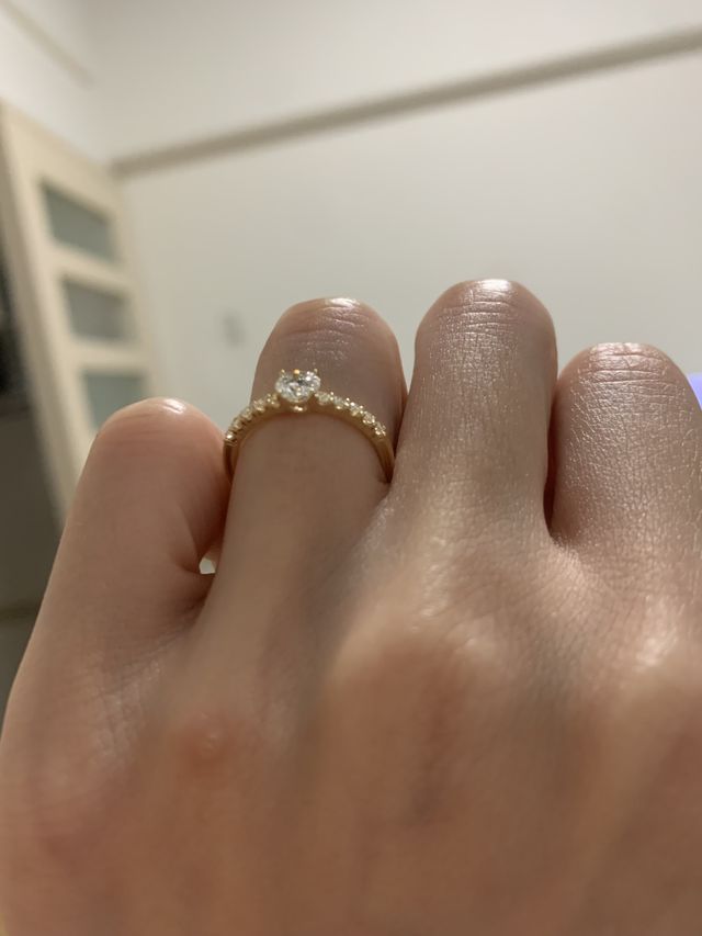 イエローゴールド