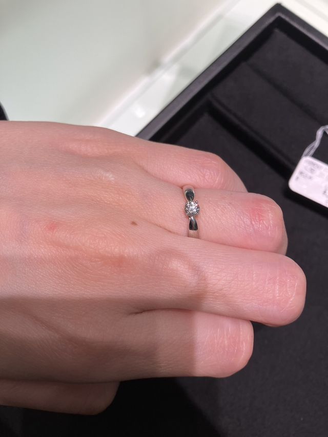 形もきれいで、さすがティファニーという感じでした。