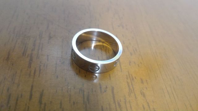 カルティエのリング