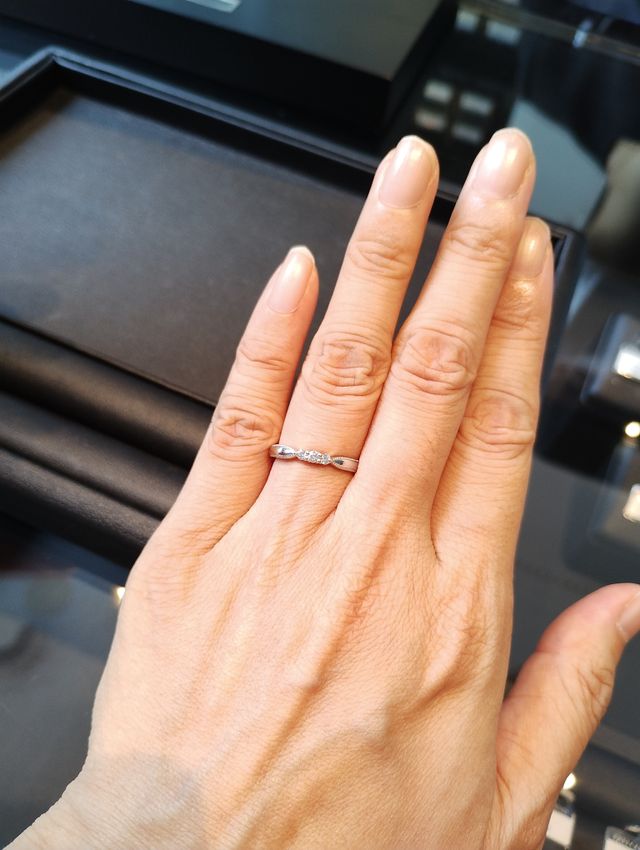 エリザベートという結婚指輪です。