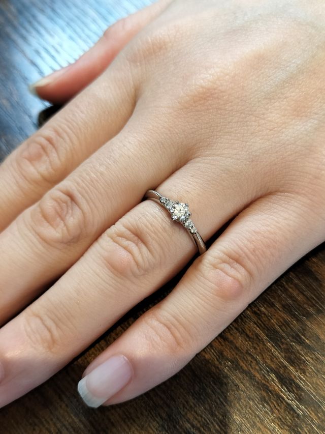 キラキラと輝き美しいです。