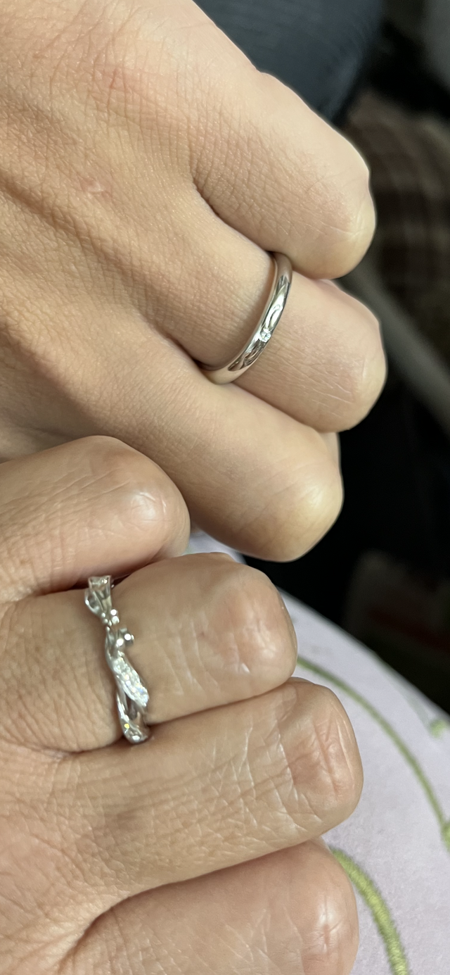 着けてみました。とてもリボンモチーフがとても可愛いです。