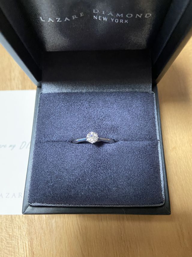 0.32カラット
カラーD
マチルダ