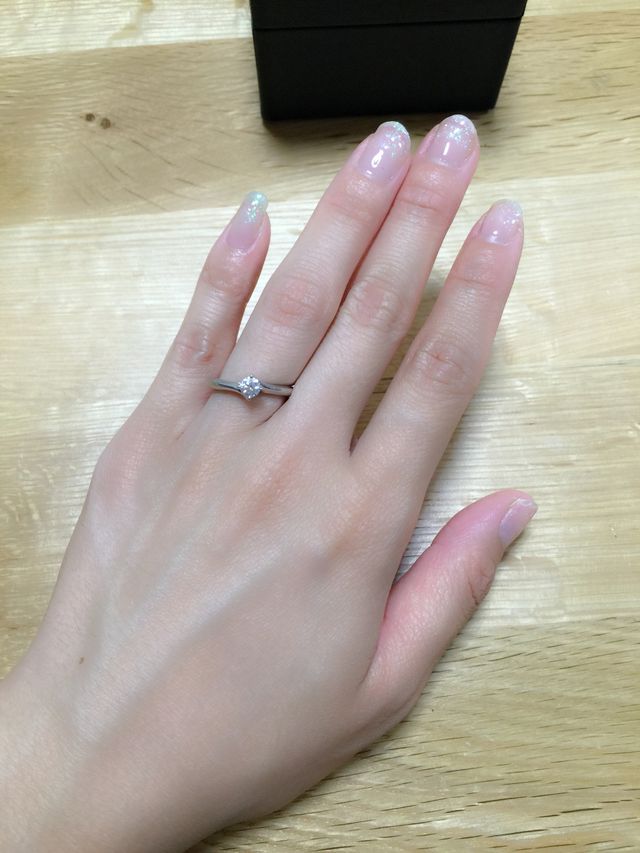 指が長く見えます