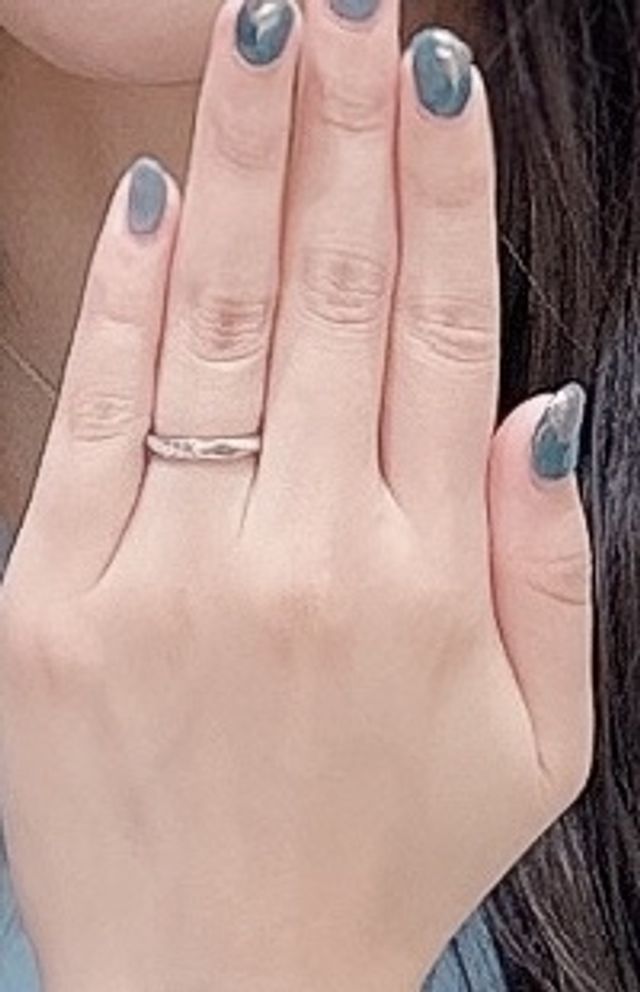 指輪試着の写真です