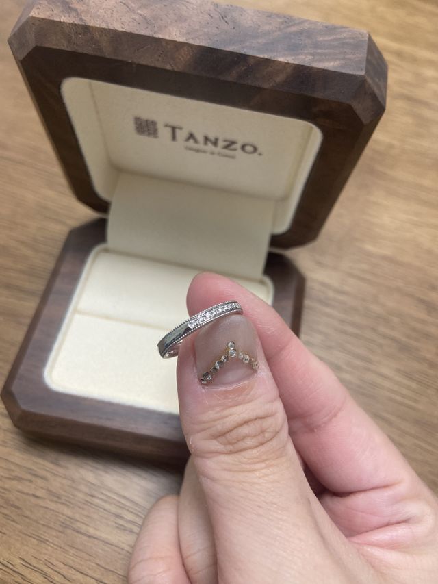 ハーフエタニティ。両面楽しめます。