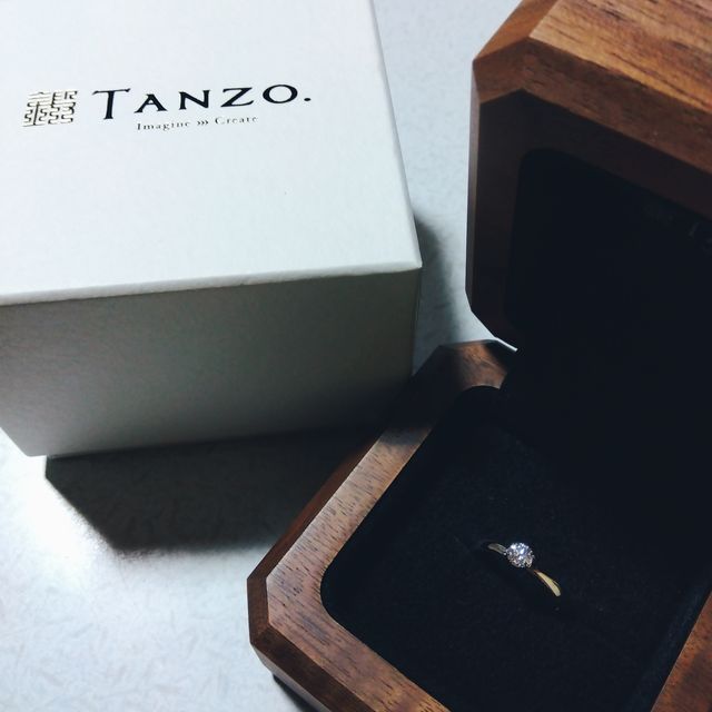 素敵な婚約指輪♡
彼の事も頂いた指輪も大事にしたいと思います