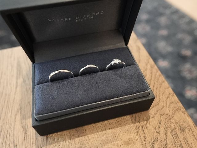 結婚指輪はキャナルを購入しました。シンプルでお気に入りです。