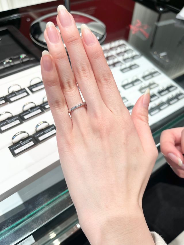 ダイヤのさりげない主張が素敵です。