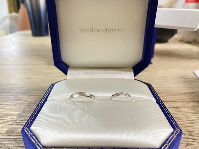 ペアで購入しました。
デザインがとても好きです。
