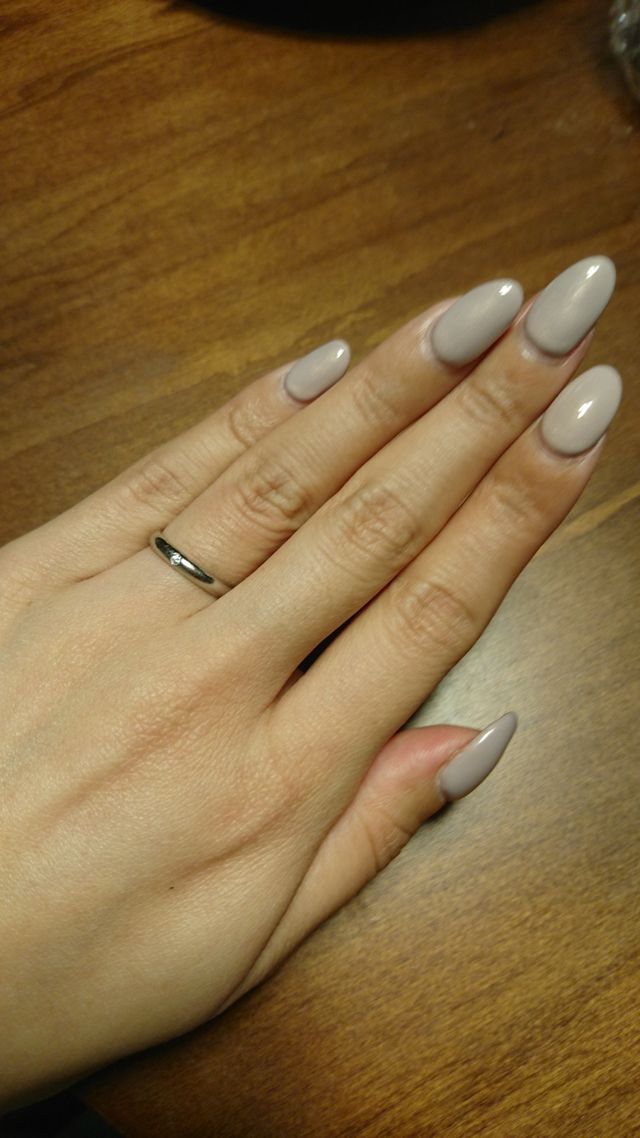 常に身につけていたいので、シンプルな一粒ダイヤにしました。