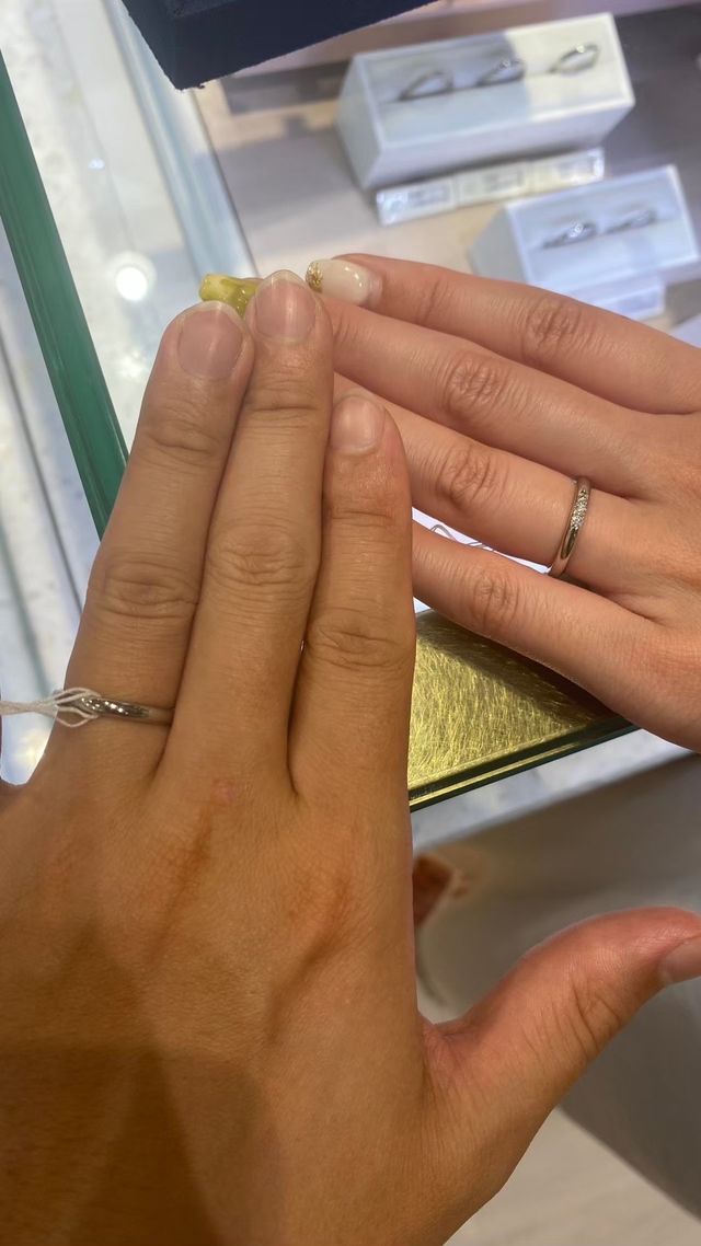 セットのリングを勧められました。