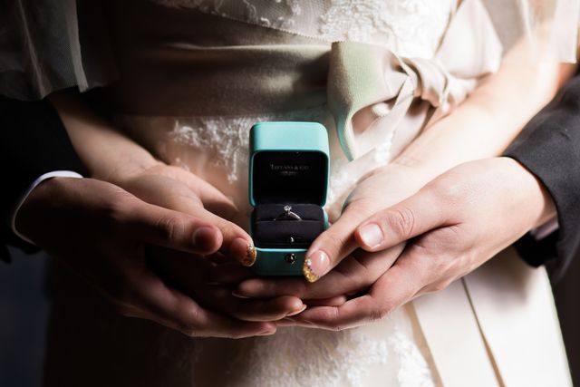 前撮りでカメラマンに撮って頂きました。