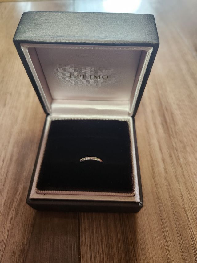 ダイヤモンドの品質にこだわりがあり、輝きがあります。