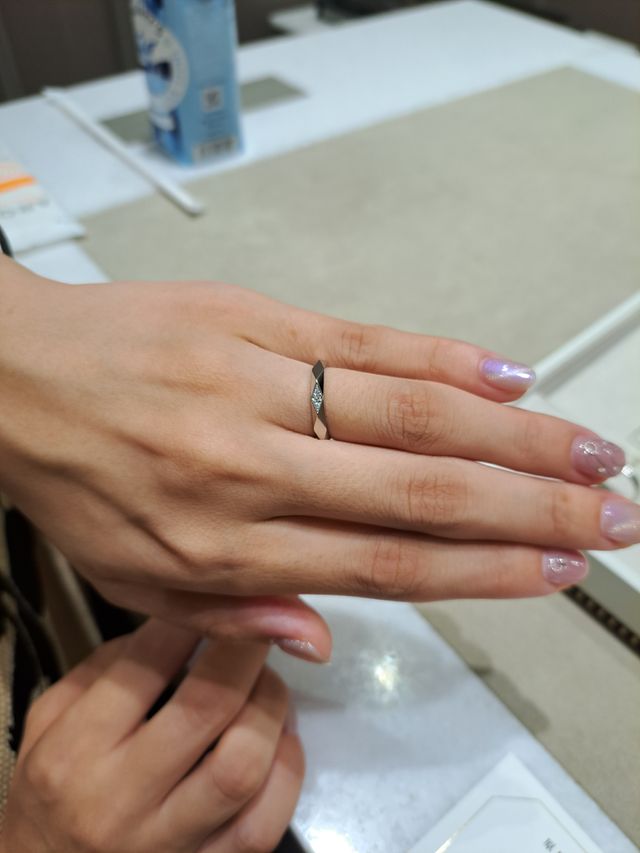 ファセット3ダイヤモンド