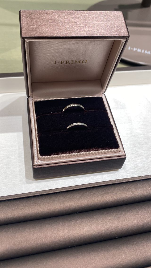 商品受け取り時の写真です！
指輪のキラキラに感動しました！