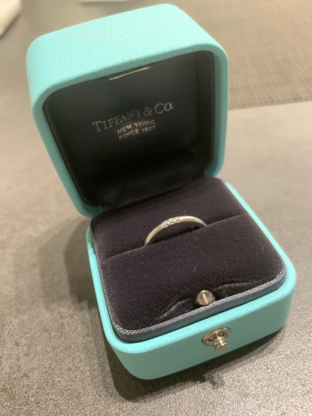 ダイヤモンド三つのシンプルデザイン