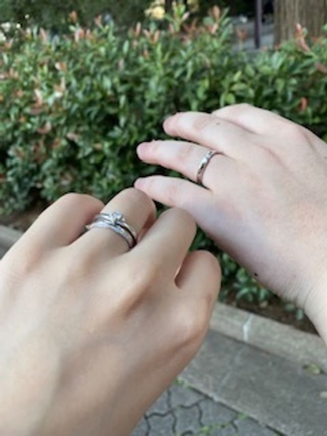 シーンに応じてツーウェイで付けられる所が気に入っています