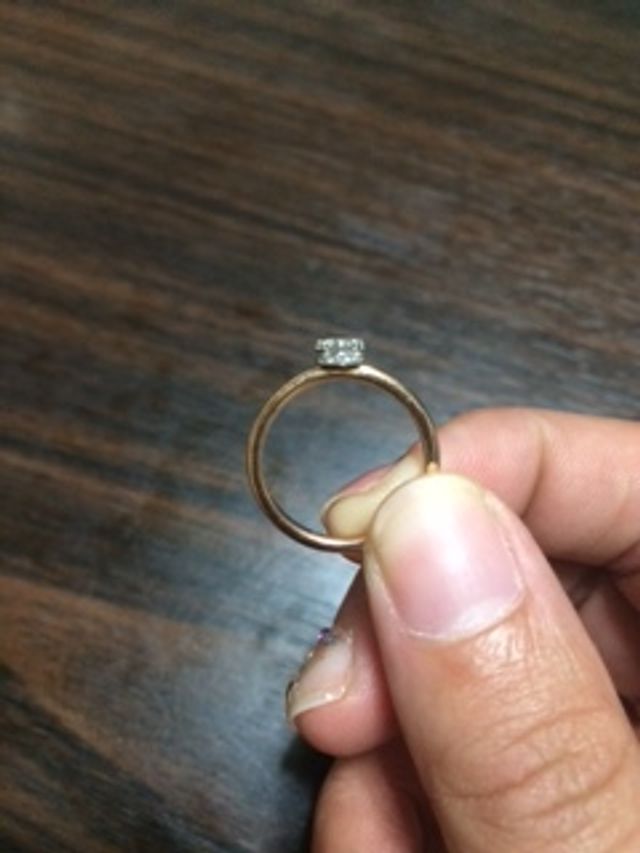 ダイヤの部分は横から見ると王冠になっています！