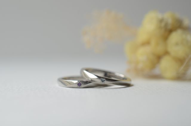 シンプルなデザインかつ、ずっと飽きない指輪に仕上がりました。
