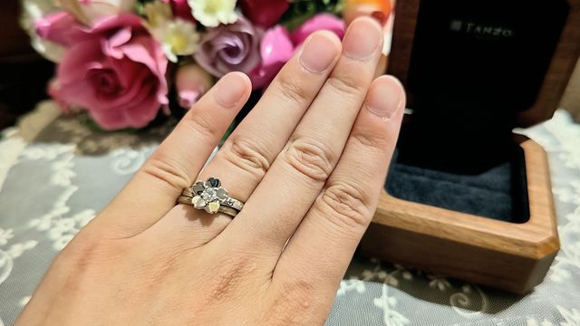 婚約指輪、結婚指輪で重ね着けできるようにしました！
