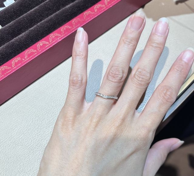 カルティエのバレリーナ、ハーフエタニテｨ