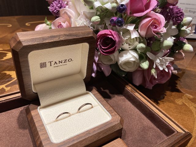 指輪を入れる木箱も素敵でした。