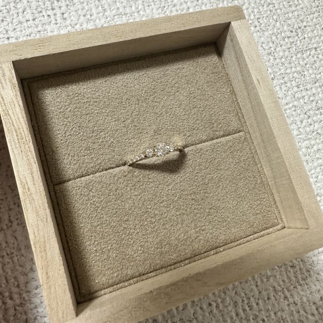 cometのイエローゴールドです。