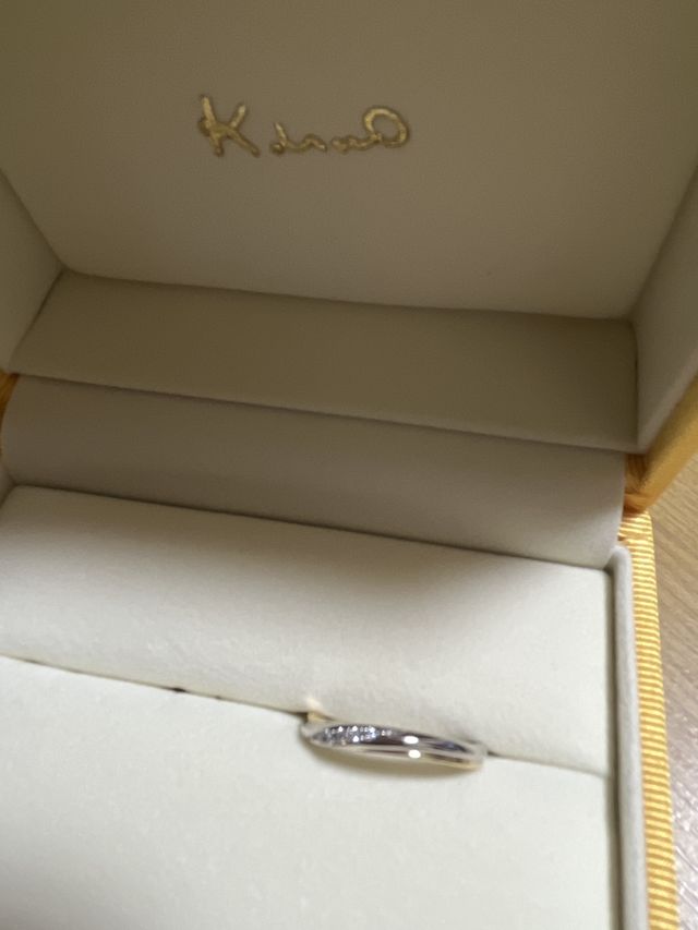 プラチナとイエローゴールドの2色にしていただきました！