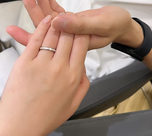 店舗で試着した際の写真です。