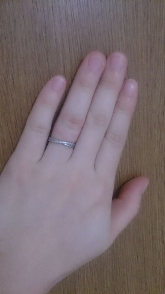 ハーフエタニティの結婚指輪です