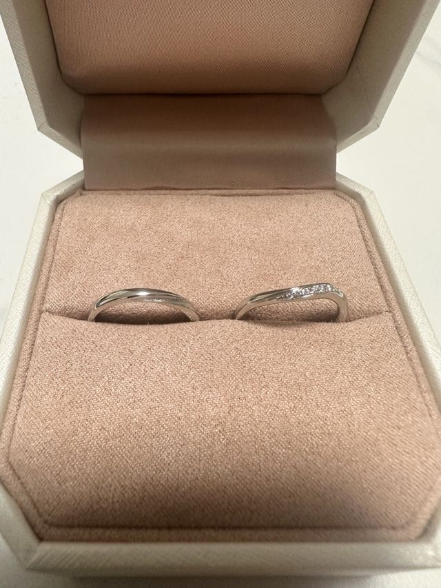 箱に入った指輪