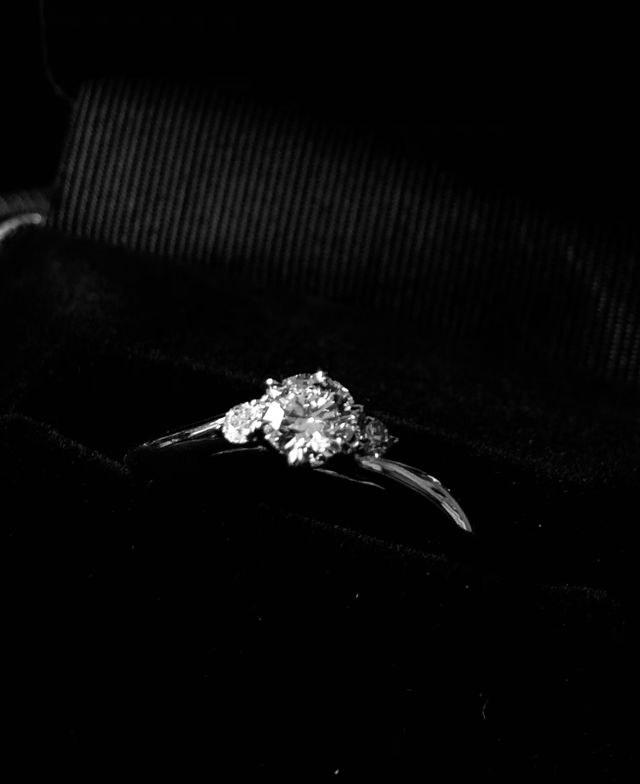 Shining Flow(銀座ダイヤモンドシライシ)