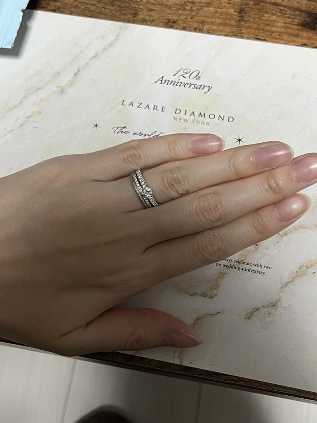 婚約指輪と結婚指輪です