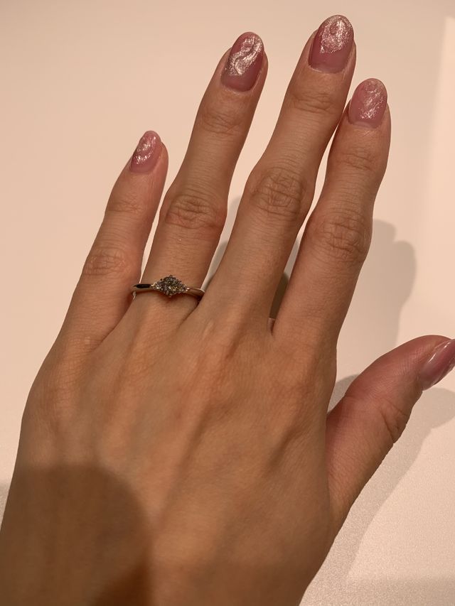 写真ではわかりませんが、一際ダイヤモンドがきれいでした。