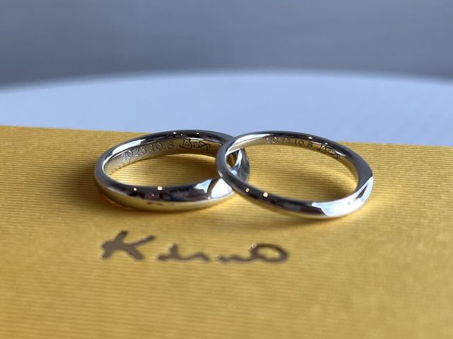 ペットのチンチラを内側に刻印しております。