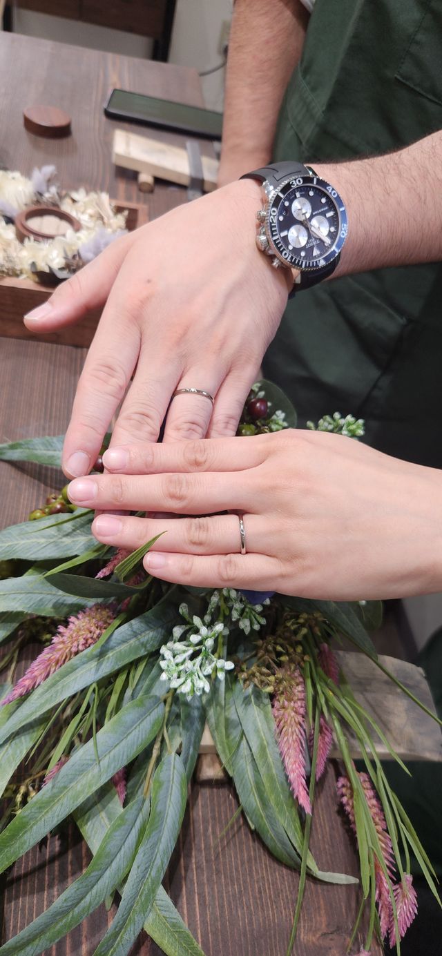 背景のグリーンはスタッフさんの手作りアイテムだそうです