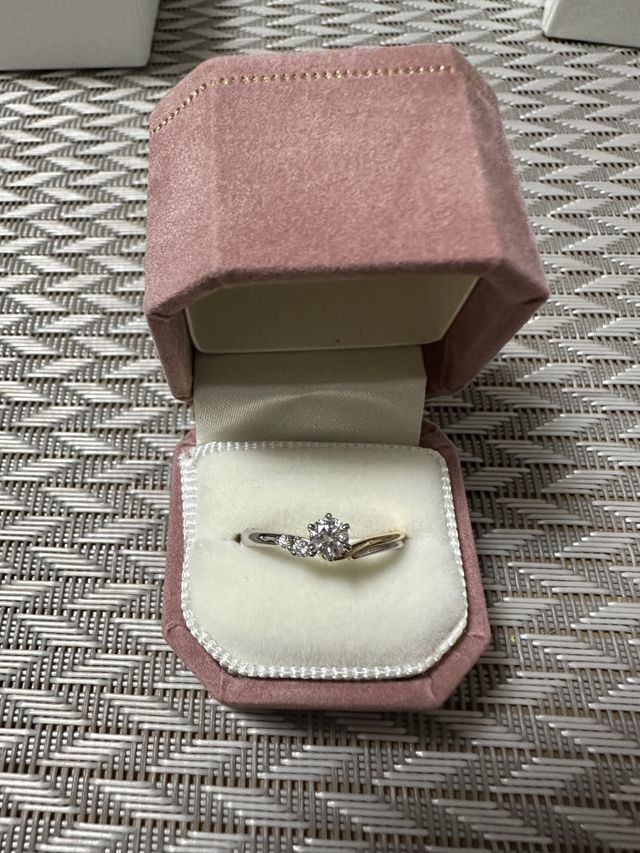 箱に入った状態。これより大きい箱も選べました。