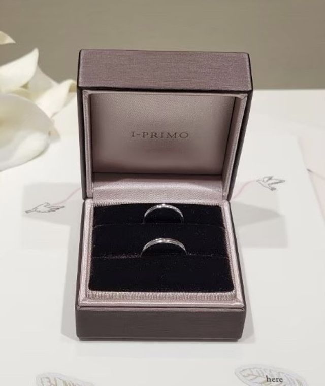 購入時は、お店が撮影用の小物を用意してくれて、写真を撮れます