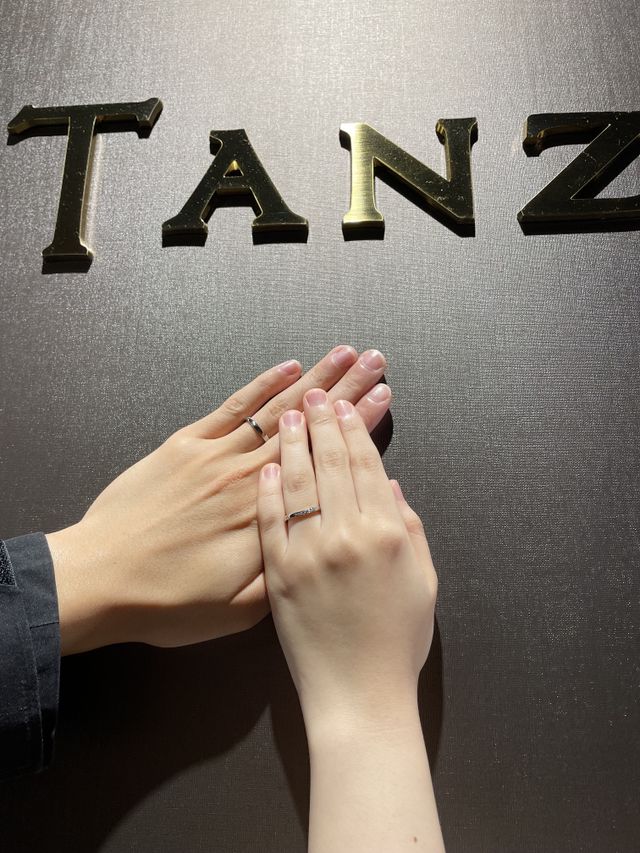 受取時に担当者の方に写真を撮っていただきました