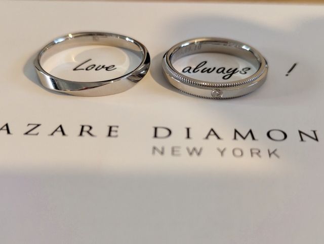 左が男性、右が女性