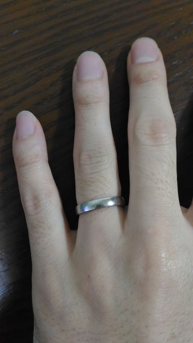 シンプルな指輪です