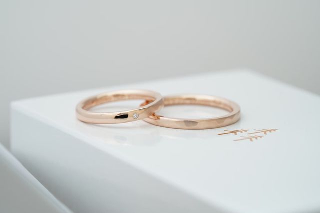 実は、男性側の方が少し細いです