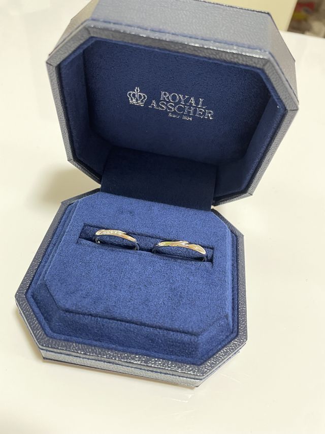 デザイン、価格等の中で色々なデザインを探して頂きました。