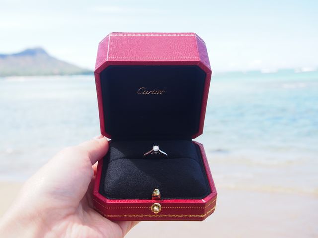 シンプルだからこそダイヤモンドが輝いて素敵なデザイン。