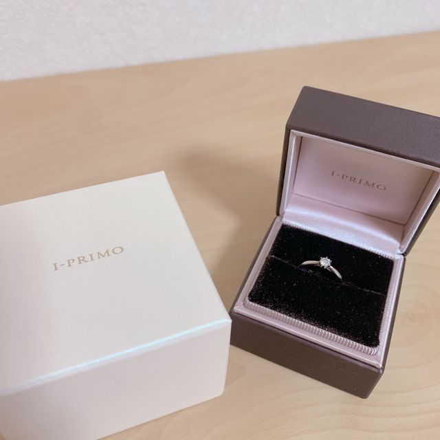 シンプルかつ女性らしいデザインで
とってもお気に入りです！