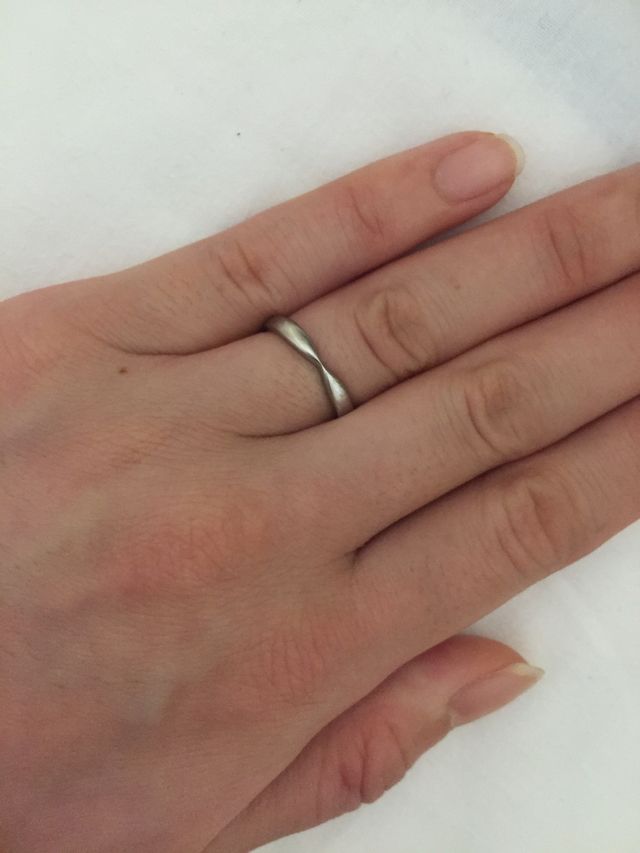 ティファニーの結婚指輪です